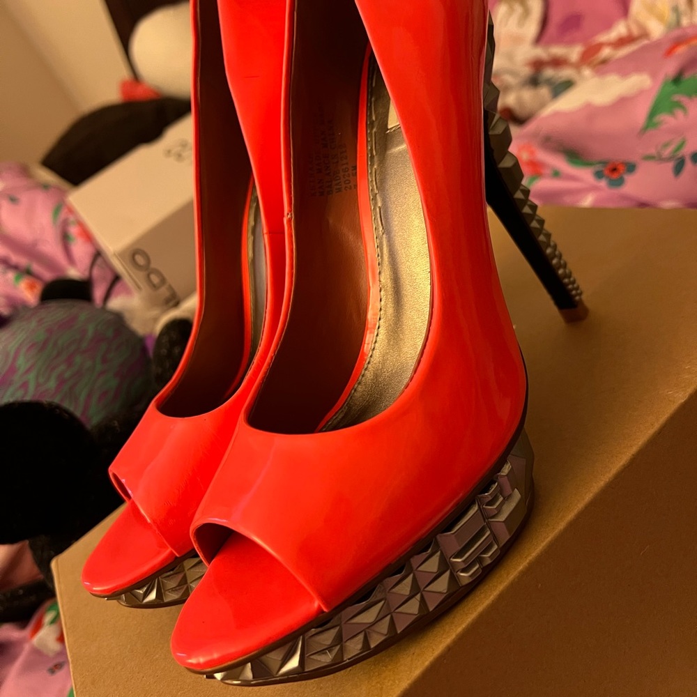 Rachel Roy Pink Peep Toe Heels Sz 7.5